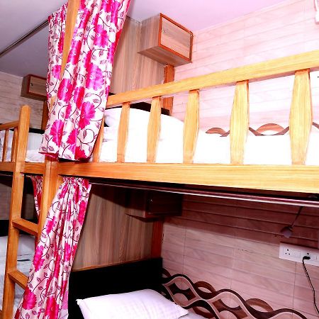 Delta Dormitory Mumbai Exterior foto